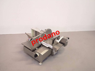 Avtomatska salamoreznica Scharfen / rabljena